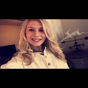 Meet your Posher, Hannah